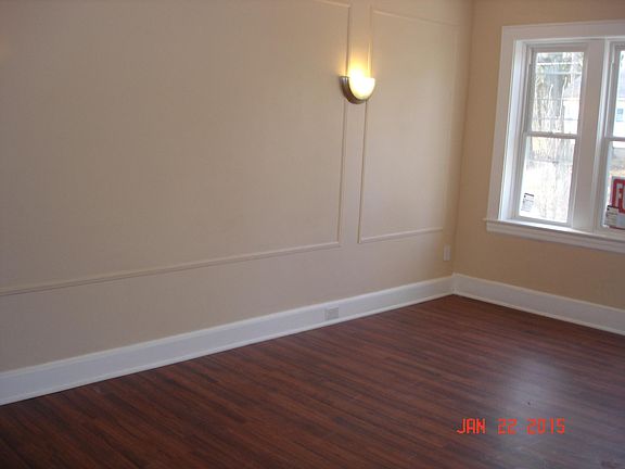 4th image of 28 Tremont Ave APT 4