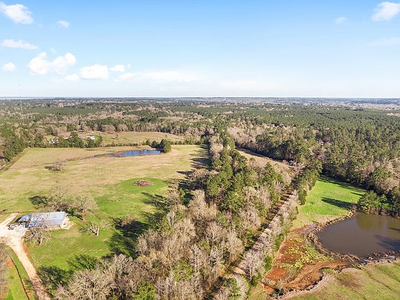 3rd image of 1066 Old Wells Hwy