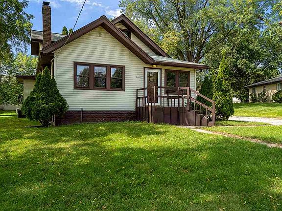 3rd image of 3402 N Rockton Ave