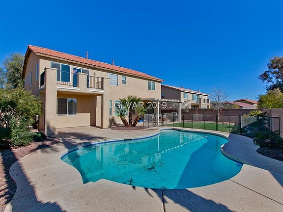 3rd image of 1313 Barrington Oaks St