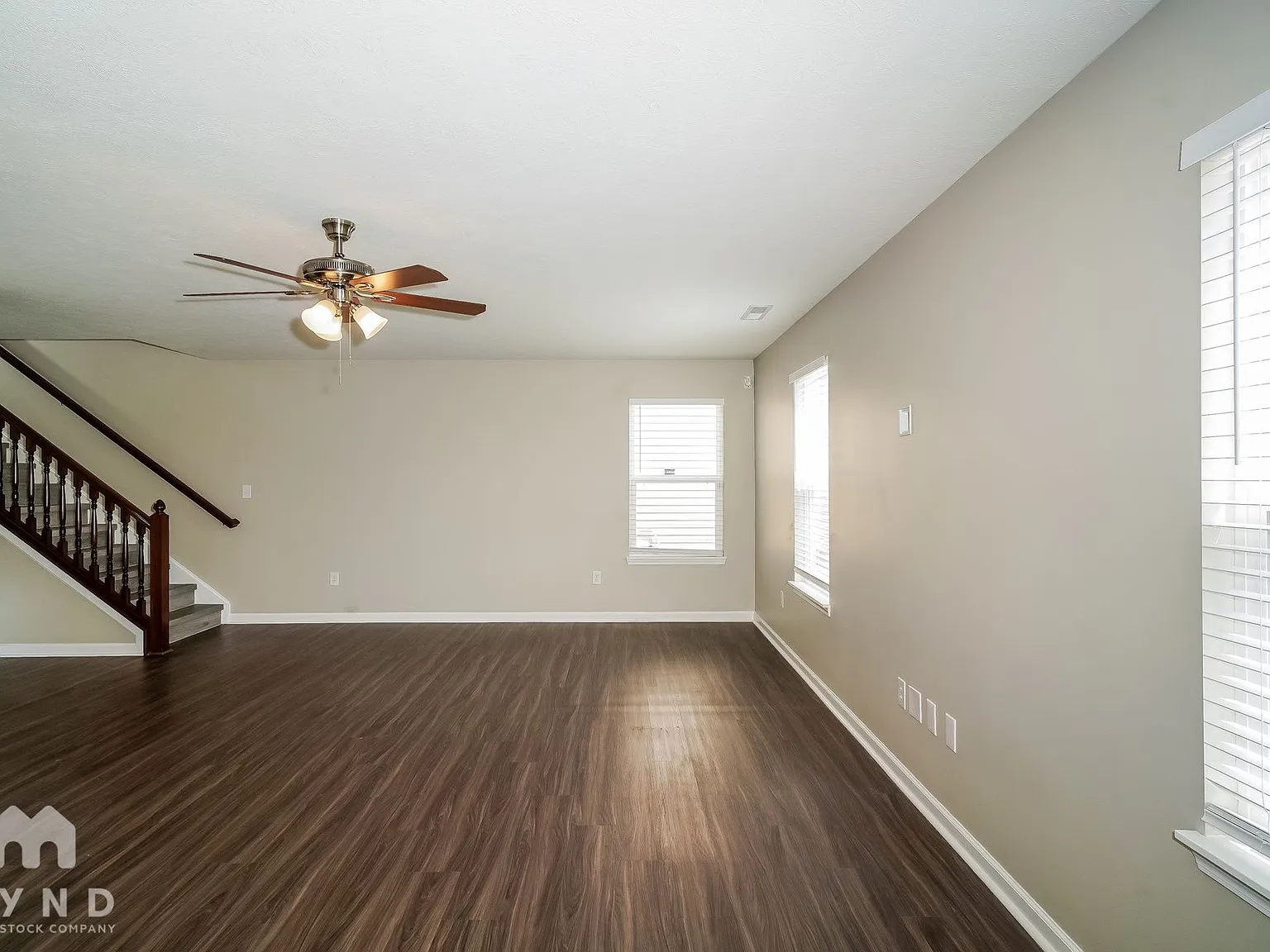 4 bed, 2.5 bath, 2288 sqft, $2,189 — Photo 2