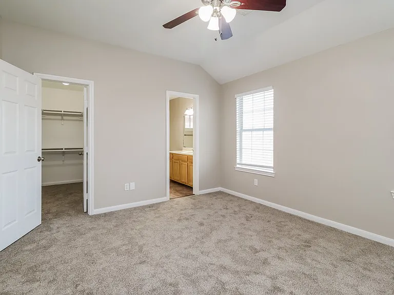 4946 N Cancun Dr — Photo 12