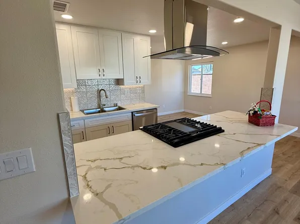 1553 N 6th St, Port Hueneme, CA 93041