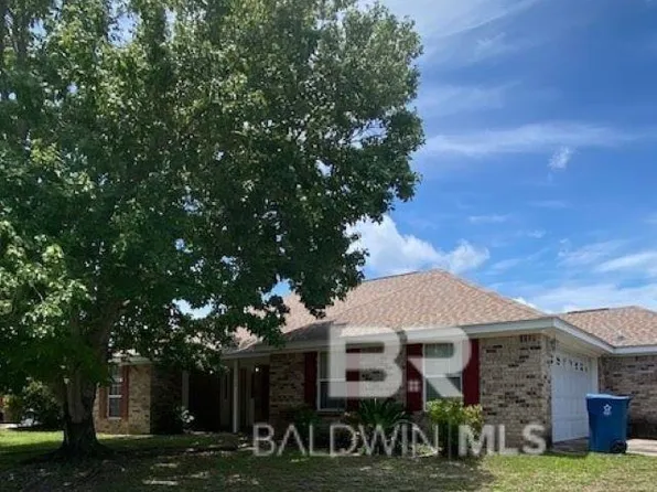 2260 Twin Pines Cir, Gulf Shores, AL 36542