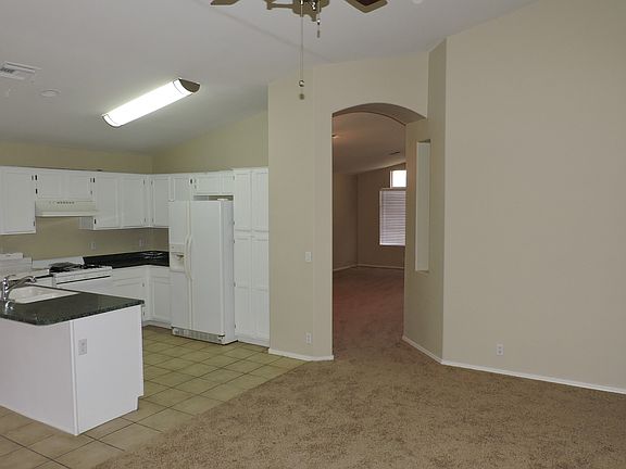 2nd image of 9207 W Grovers Ave