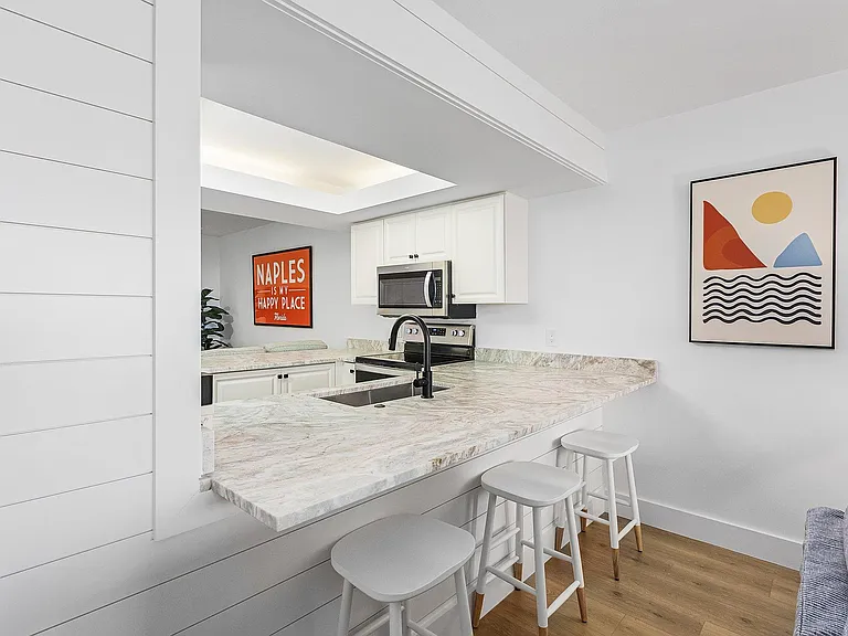 50 Seagate Dr #302 — Photo 10