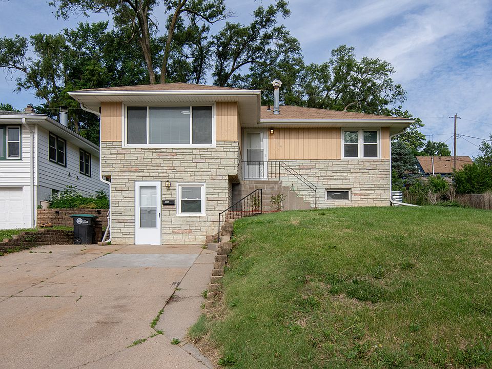 1st image of 2326 N 67th St