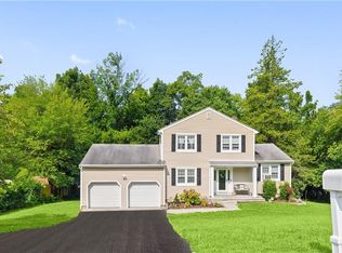 71 Carey St, Mahopac, NY 10541