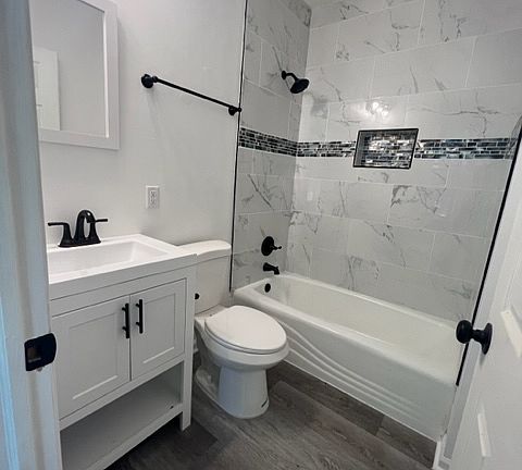 3rd image of 405-406 Monroe St #9