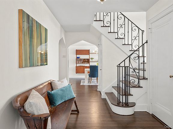 4th image of 4 Lafayette Road