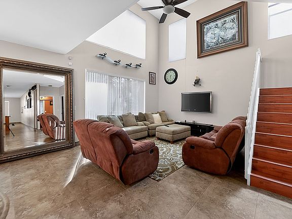 5th image of 15158 SW 49th St