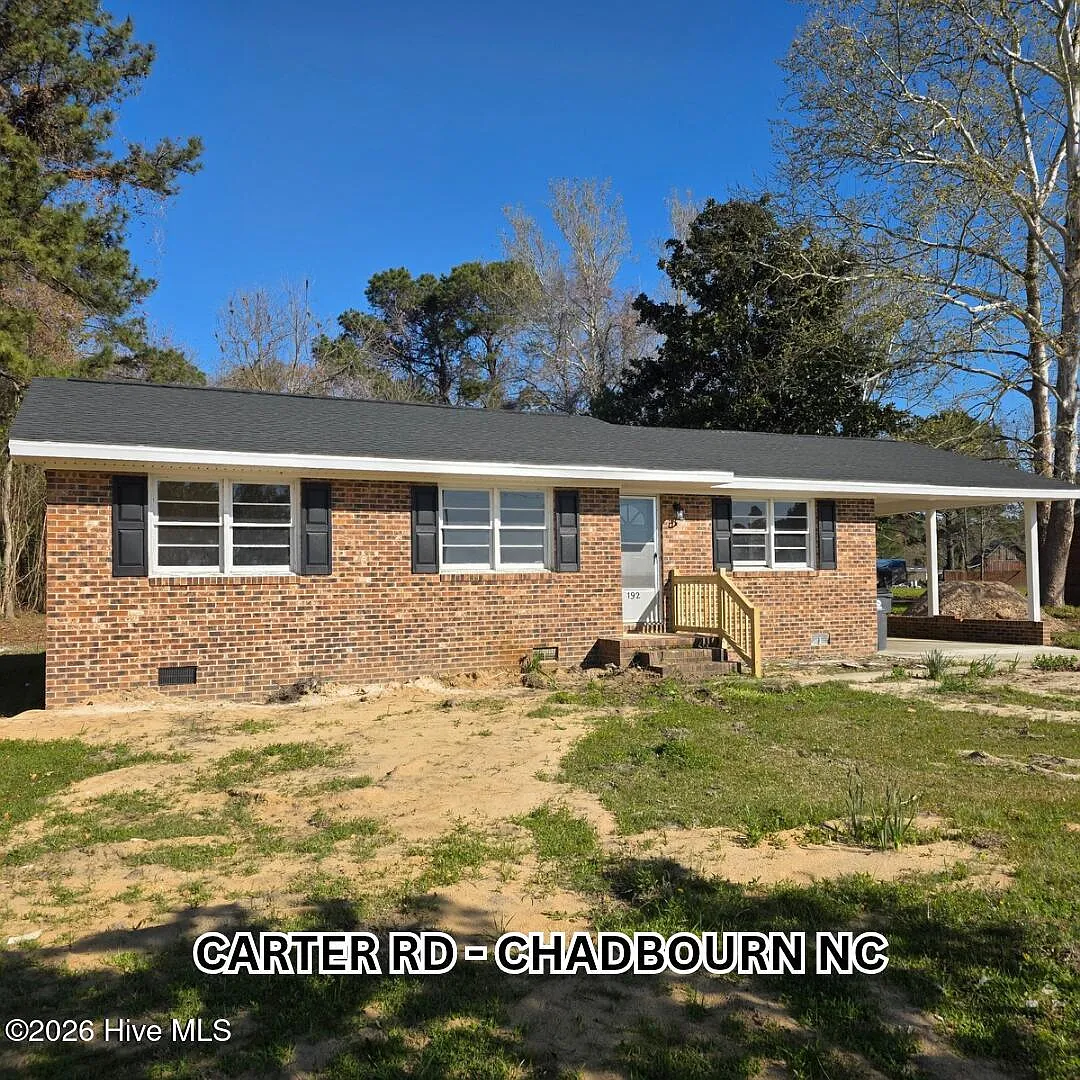 3 bed, 1.5 bath, $1,000 — Photo 1