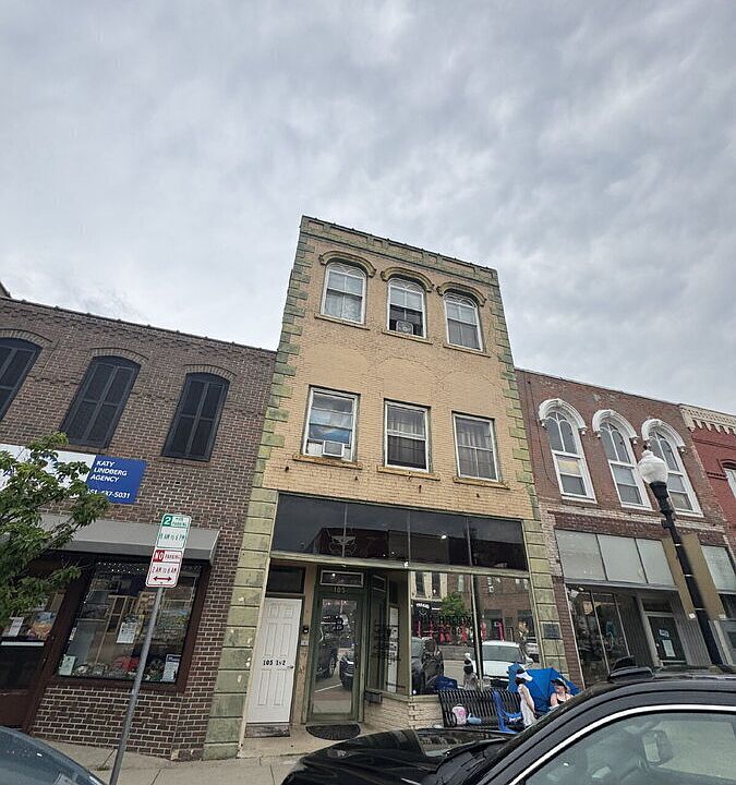 1st image of 105 2nd St E