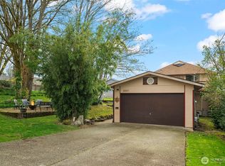 2007 E 15th St, Bremerton, WA 98310
