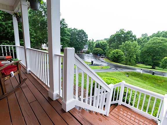 4th image of 1076 Moonlit Cove Ln