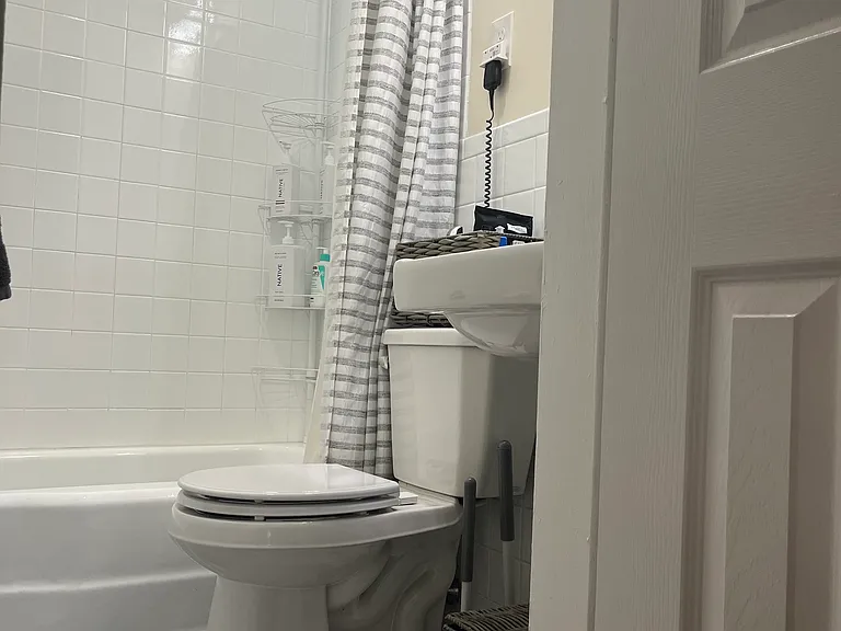 248 Marlborough St #2 — Photo 23