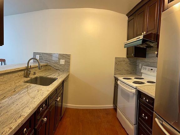 4th image of 4824 Vesca Way