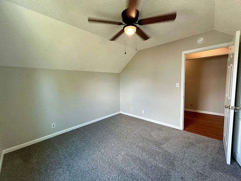 1225 Cobblestone Ln — Photo 42