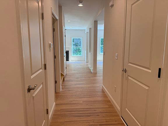 2nd image of 492 Clifton Park Center Rd #A