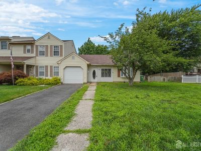 6 Woodbury Rd, Edison, NJ, 08820