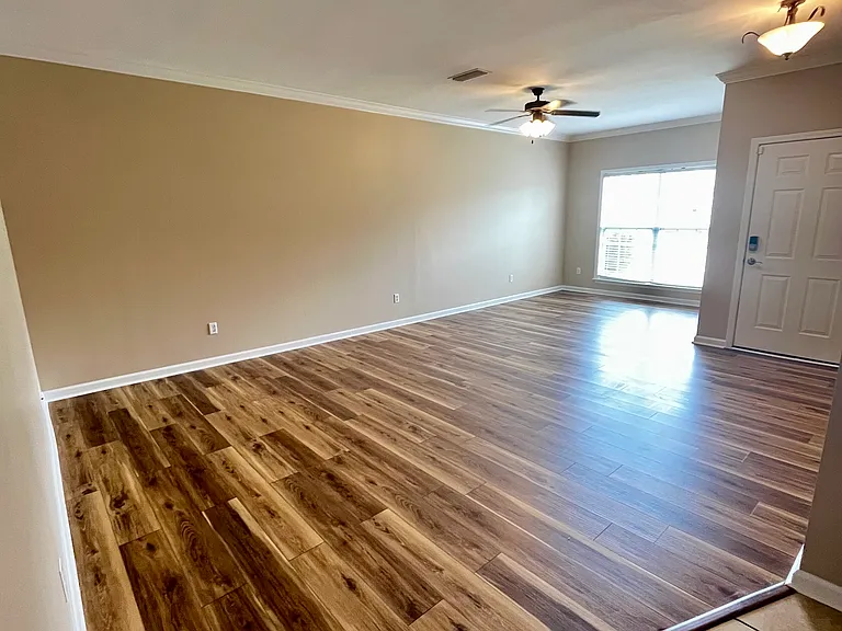 103 Whitney Ave — Photo 3