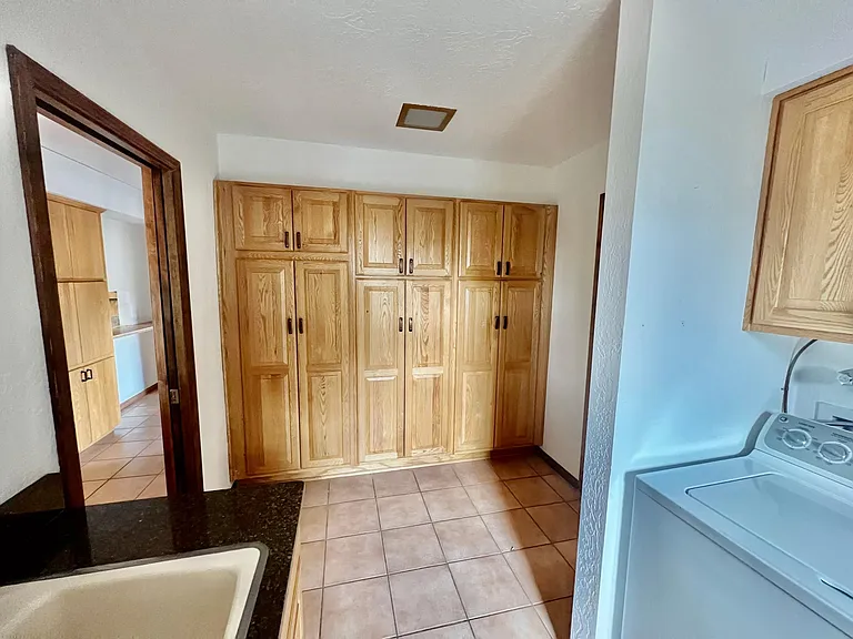1528 Camino Cerrito SE — Photo 26