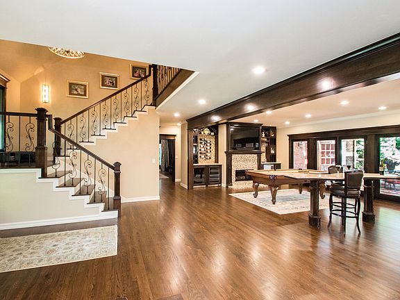 Entry & Billiards Room