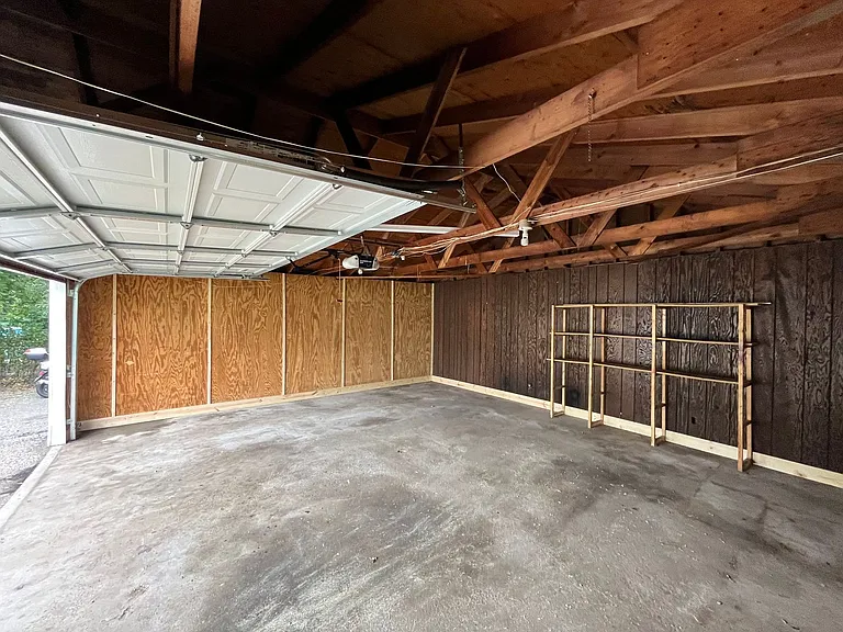 1001 Hubbard Ave — Photo 17