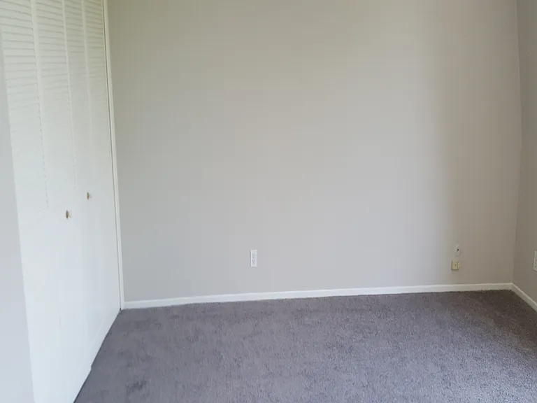 638 Wilcox Ave — Photo 17