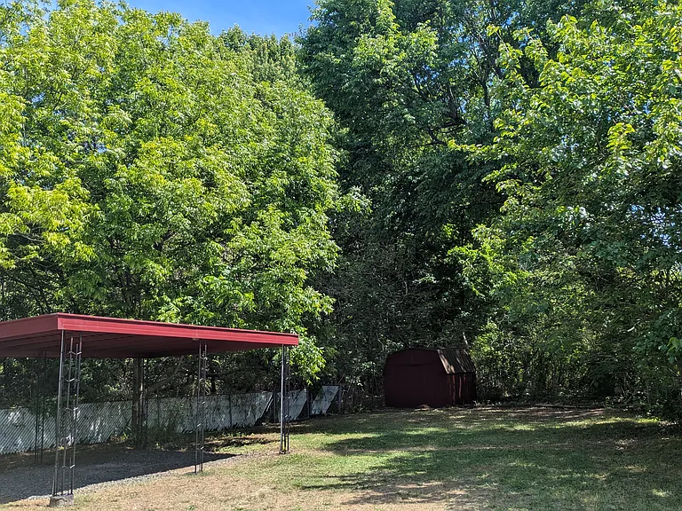 813 E Haggard Ave — Photo 7