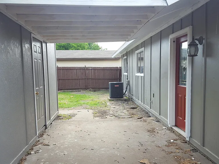 915 Meadow Mead Dr — Photo 25