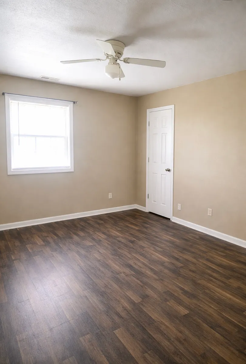 Building Photo - 410 Manor Dr #A3
