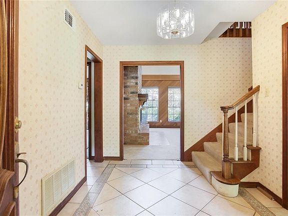 4th image of 3850 Red Cypress Dr