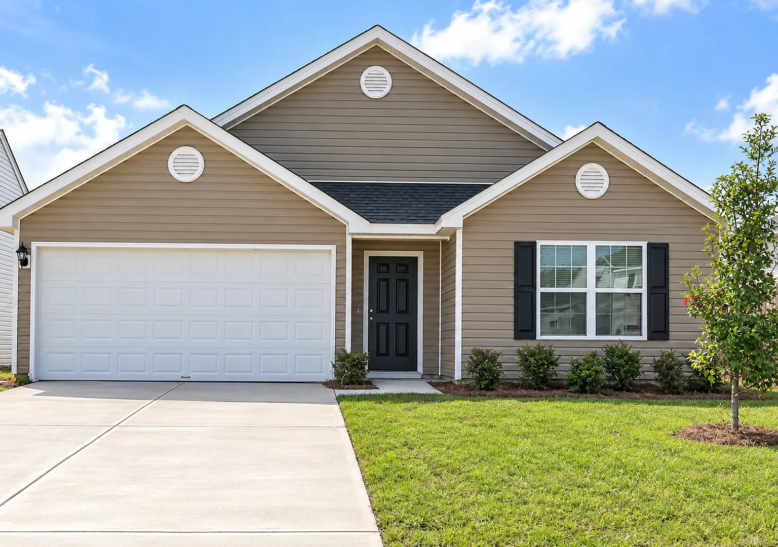 21 Miller Park — Photo 1