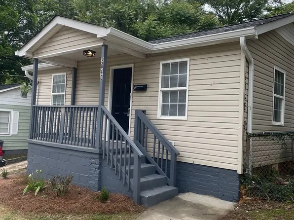 2040 Thurmond St, Winston Salem, NC 27105