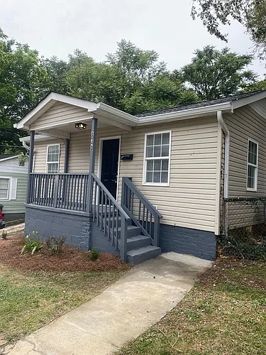 2040 Thurmond St Photo 1