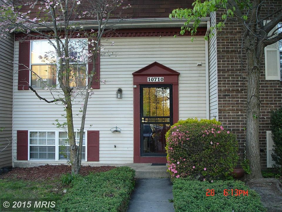 Exterior (Front)
