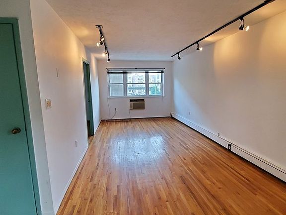 4th image of 30-64 30th St #3