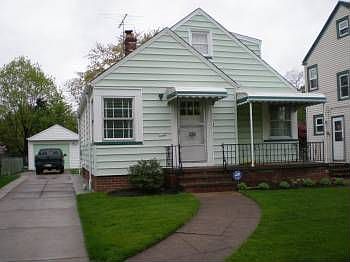 2nd image of 11415 Thrush Ave