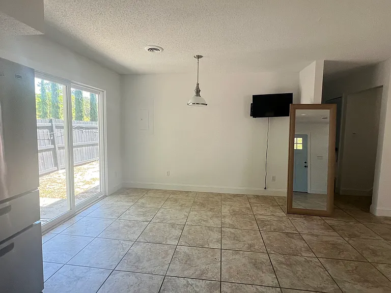 Wildwood Dr — Photo 63