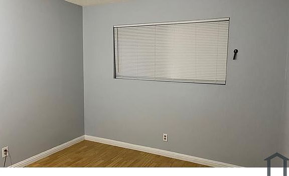 5th image of 3801 Daisy St