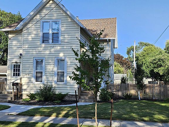 2nd image of 714 N Durkee St
