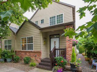 502 NE Roth St, Portland, OR 97211