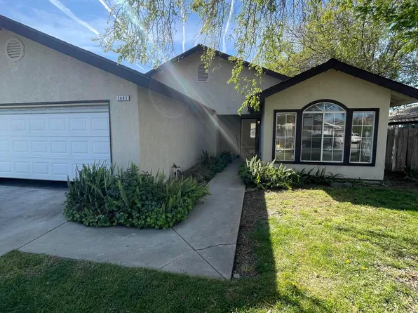1441 Souza Street, Orange Cove, CA 93646