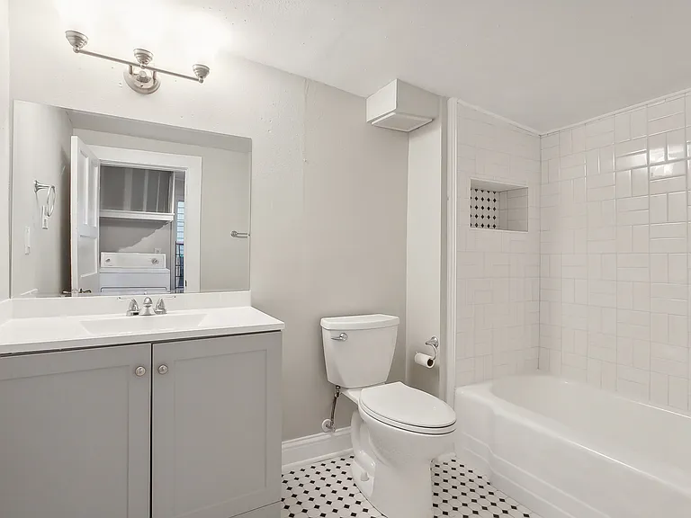 1532 Painters St — Photo 3