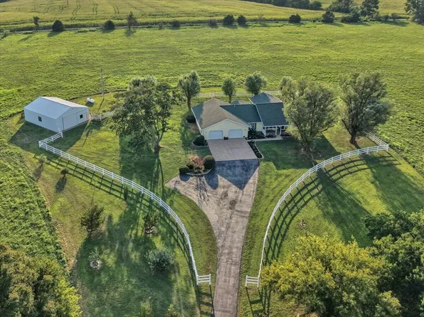 3183 State Highway Mm, Mountain Grove, MO 65711