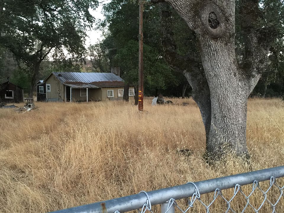 2nd image of 6835 Irwin Ave