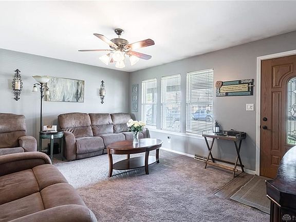 2nd image of 403 Cranewood Dr