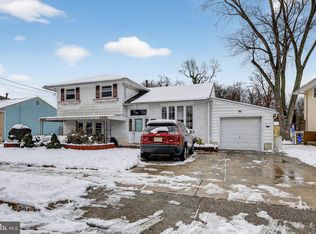 308 Smith Ln, Runnemede, NJ 08078