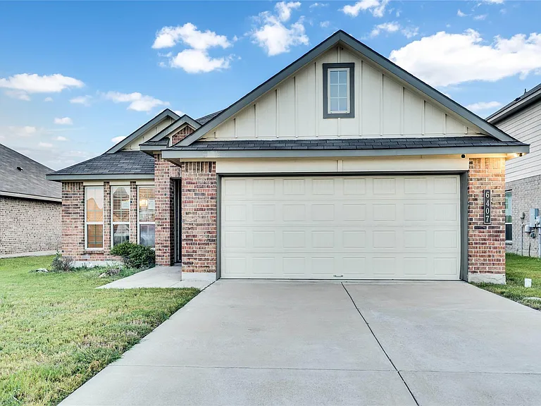 6407 Hercules Ave — Photo 1